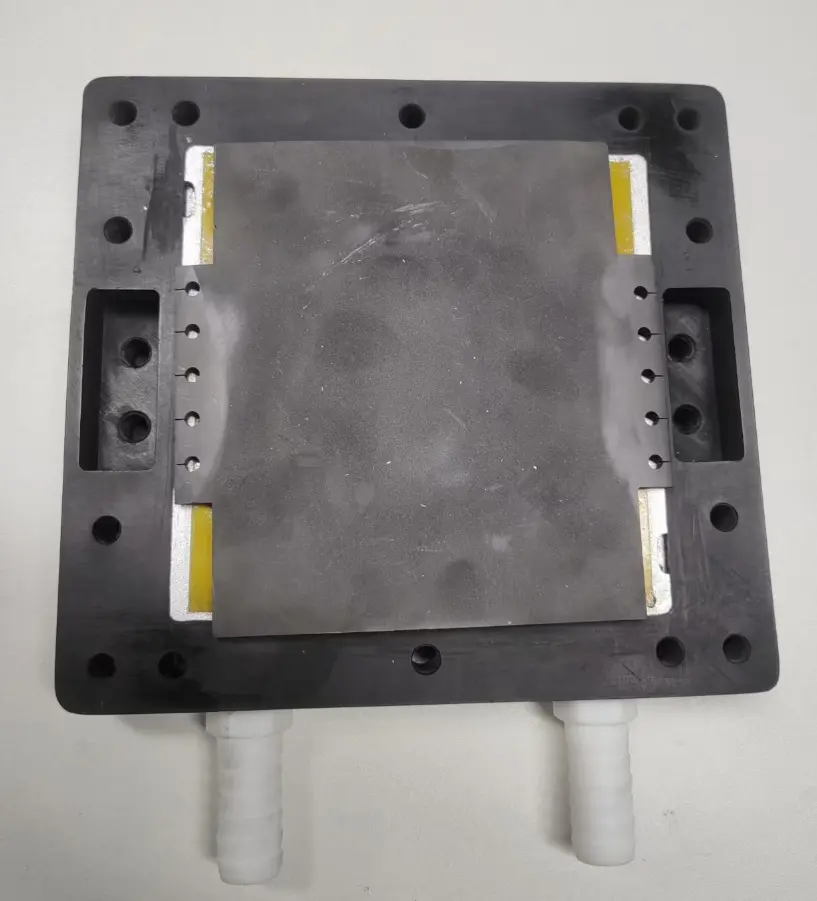 13c3815e21b1e7d0e191de50b49dded